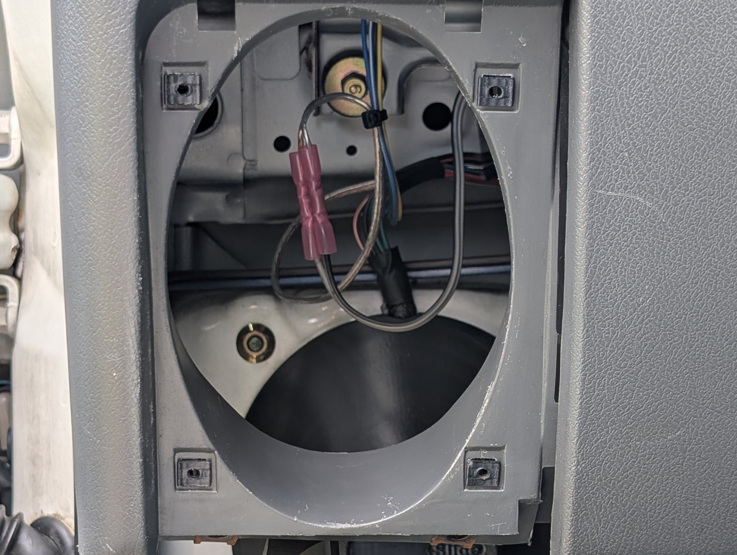 Subaru Sambar Dash Speaker Clips & Screws KS4, KS3, KV4, KV3